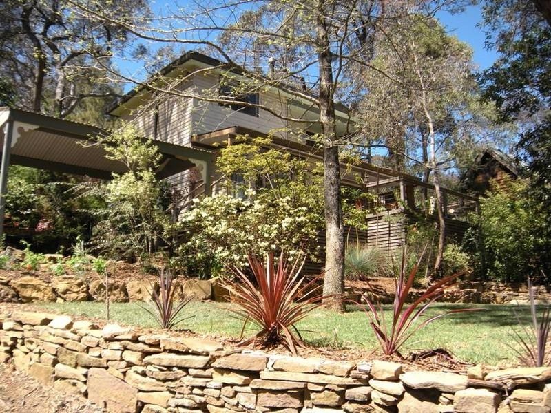 39 Fourth Street, Blackheath NSW 2785