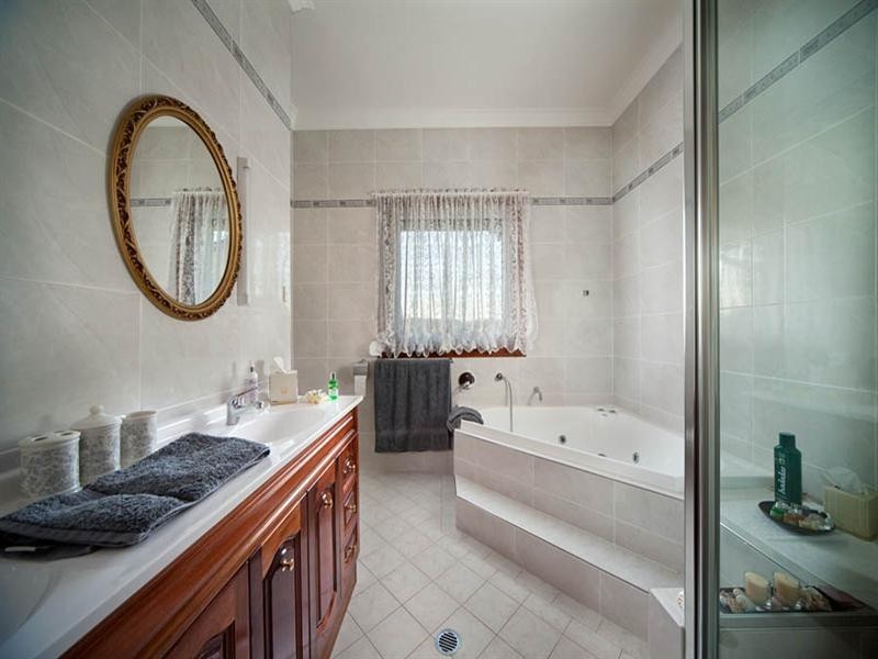 5 Bonnie Blink Drive, Blackheath NSW 2785