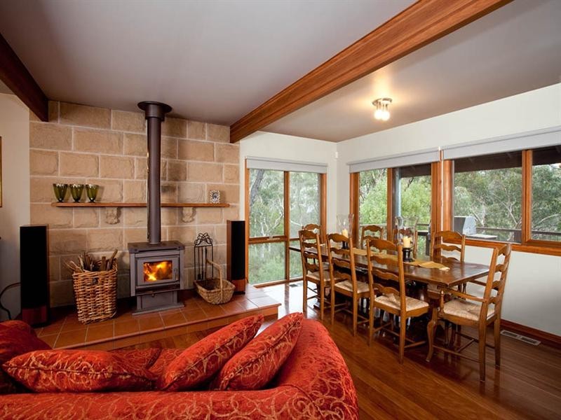 5 Centennial Glen Road, Blackheath NSW 2785