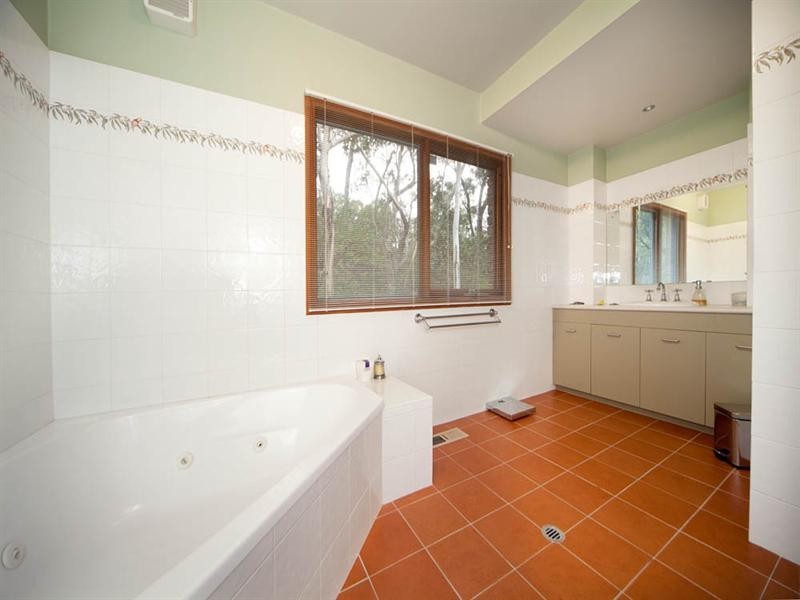 5 Centennial Glen Road, Blackheath NSW 2785