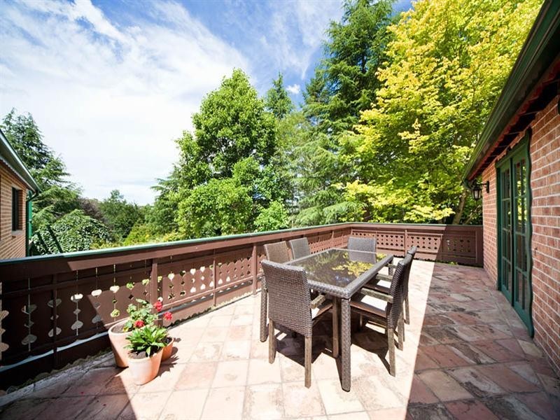 152 Clarence Road, Blackheath NSW 2785