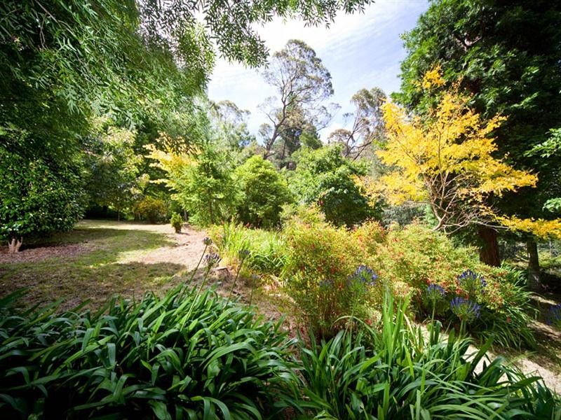 152 Clarence Road, Blackheath NSW 2785