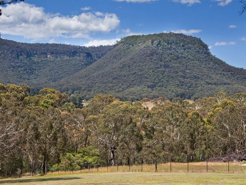 29 River Lett Close, Hartley NSW 2790