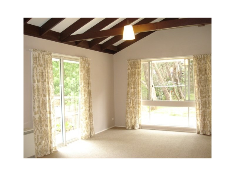 11 Radiance Avenue, Blackheath NSW 2785