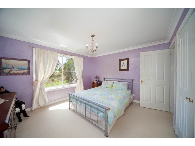 10 Row Street, Blackheath NSW 2785