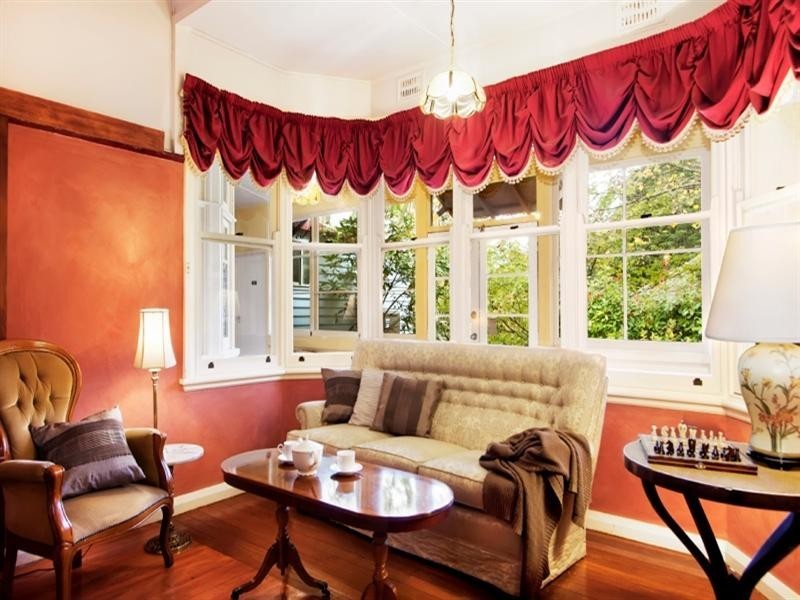 9 Brentwood Avenue, Blackheath NSW 2785