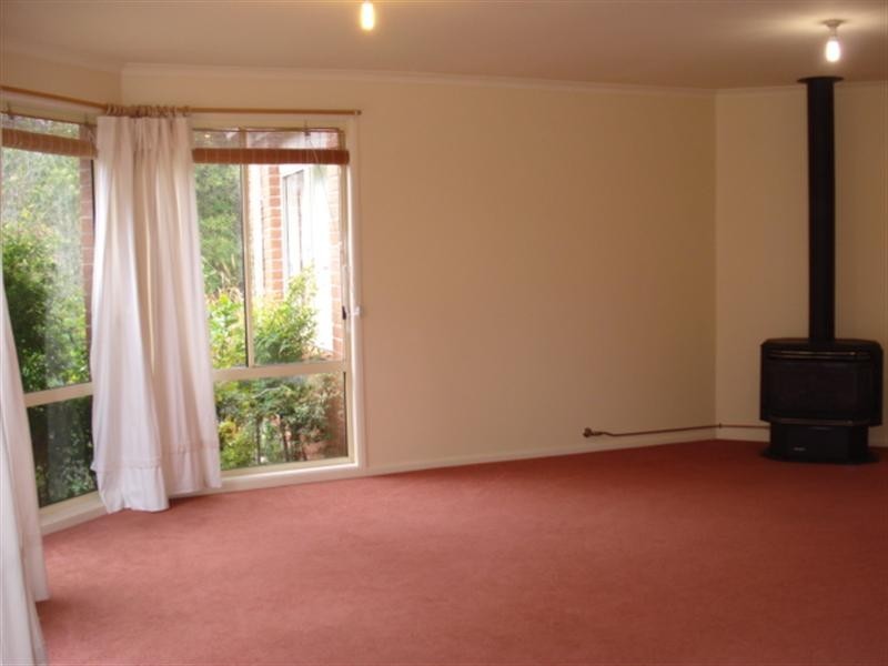 2 Glen Street, Blackheath NSW 2785