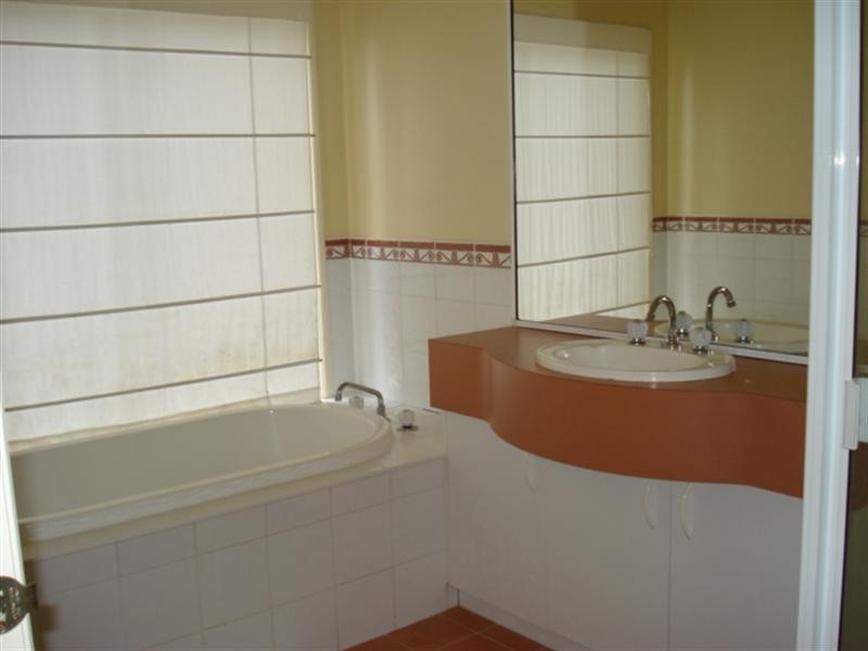 2 Glen Street, Blackheath NSW 2785