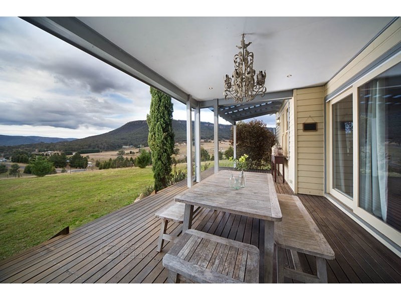 13 Dicker Drive, Little Hartley NSW 2790