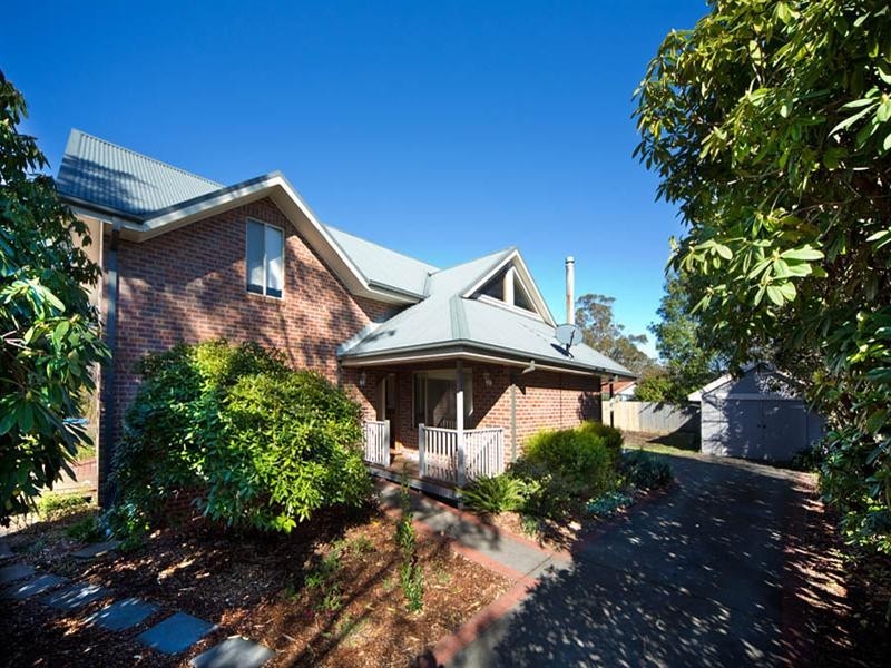 4 Mclaren Crescent, Blackheath NSW 2785