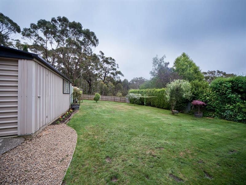 4 Chelmsford Avenue, Blackheath NSW 2785