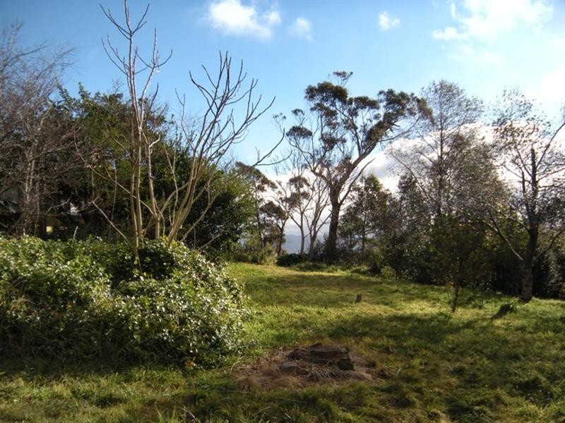 18 Lookout Street, Blackheath NSW 2785