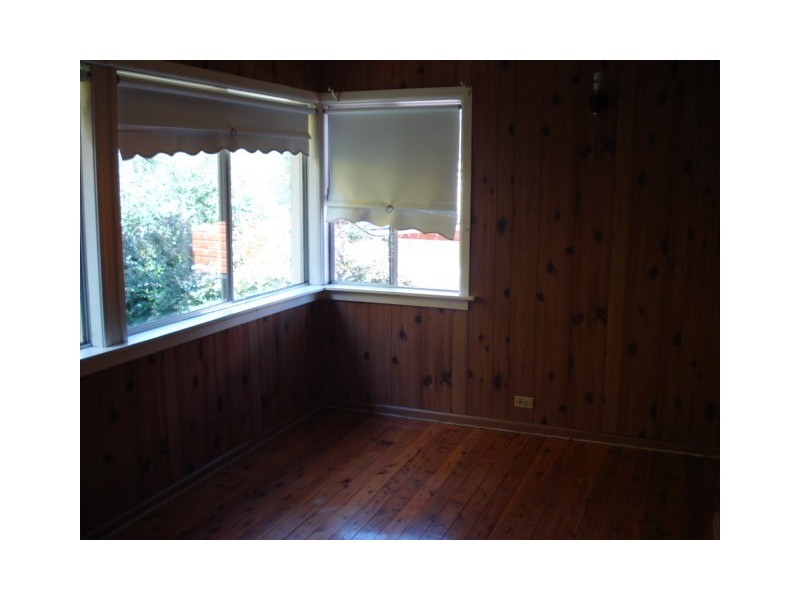 12 Chelmsford Avenue, Blackheath NSW 2785