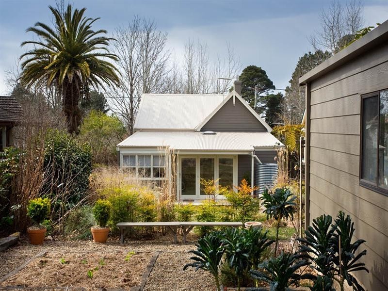 142 Wentworth Street, Blackheath NSW 2785