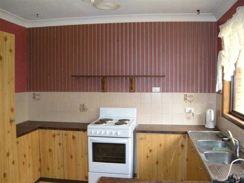 4 Blue Gum Avenue, Medlow Bath NSW 2780