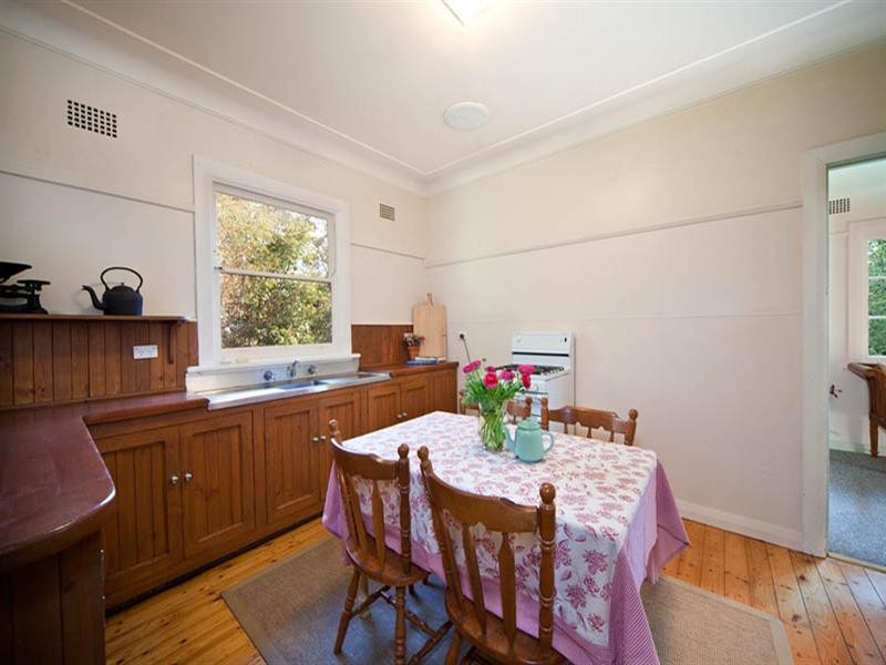 52 Prince Edward Street, Blackheath NSW 2785