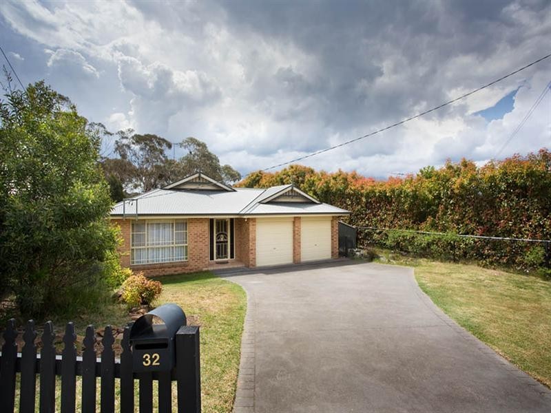 32 Sunbeam Avenue, Blackheath NSW 2785