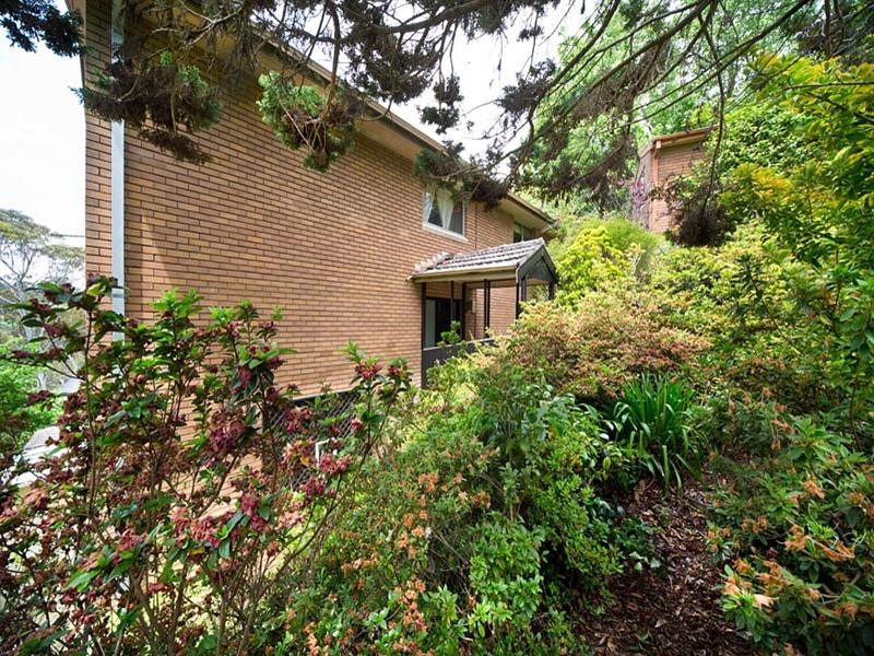 6 Linkview Avenue, Blackheath NSW 2785