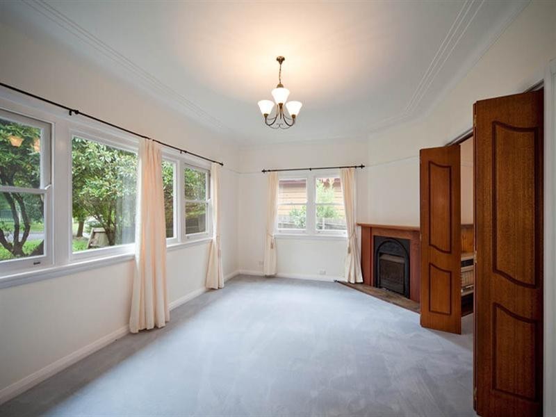 9 Neate Avenue, Blackheath NSW 2785