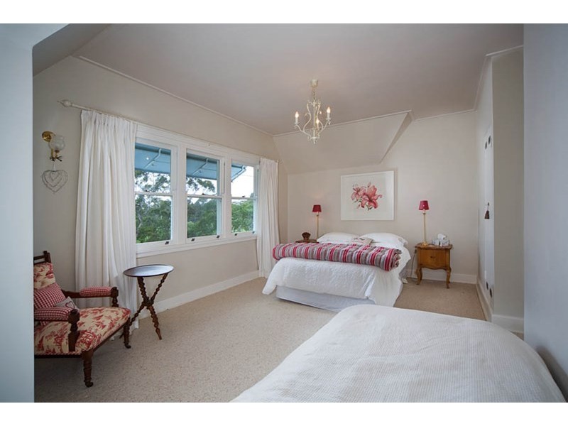 4-6 Valley View Road, Blackheath NSW 2785