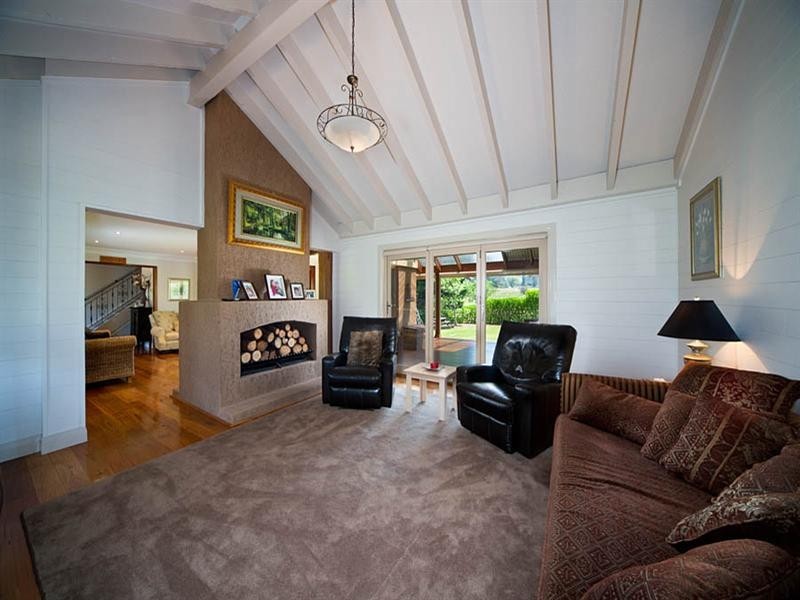 17 Sublime Point Road, Leura NSW 2780