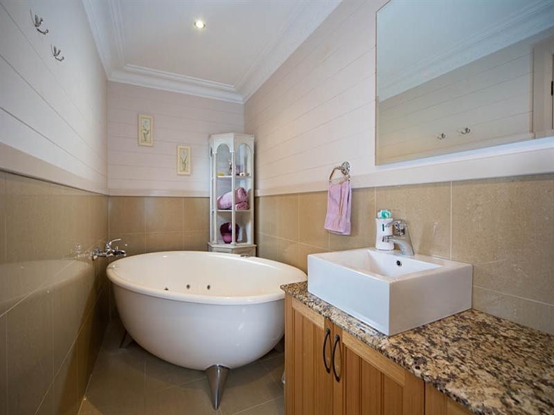 17 Sublime Point Road, Leura NSW 2780