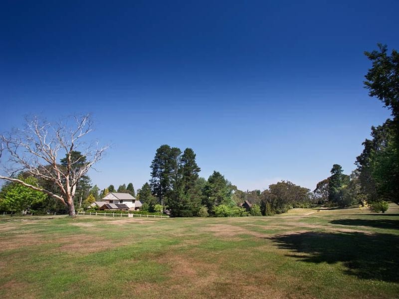 17 Sublime Point Road, Leura NSW 2780
