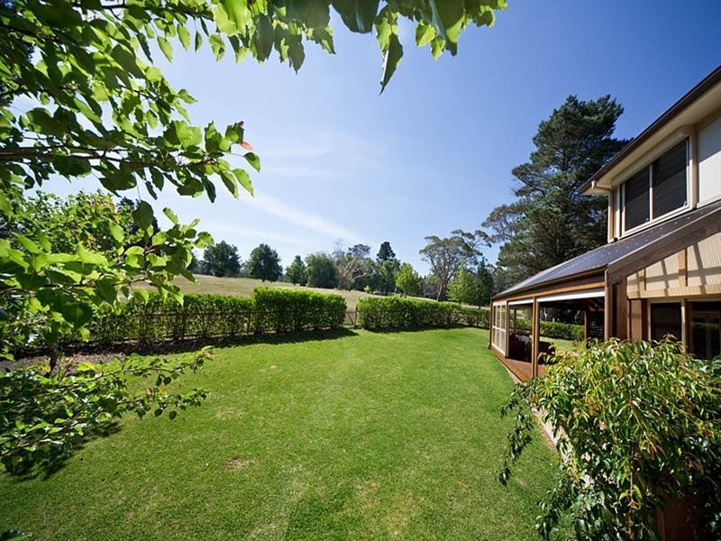 17 Sublime Point Road, Leura NSW 2780