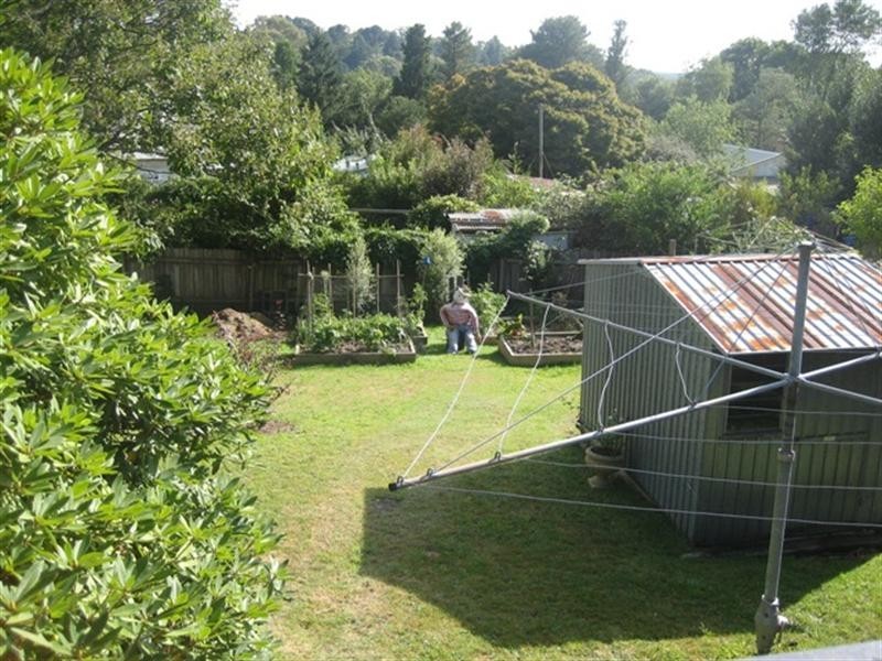 86 Govetts Leap Road, Blackheath NSW 2785