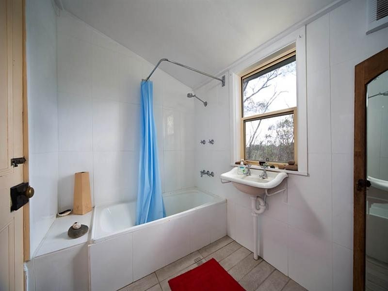 35 Carrington Avenue, Mount Victoria NSW 2786