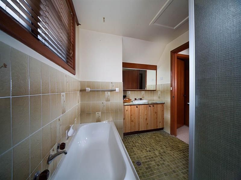 23 Blue Gum Avenue, Medlow Bath NSW 2780