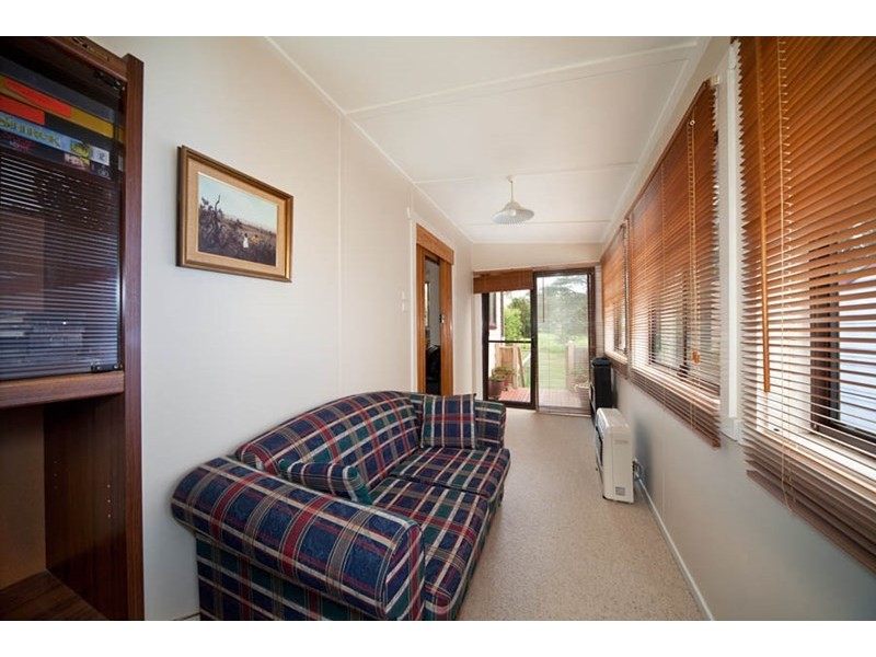 8 Row Street, Blackheath NSW 2785