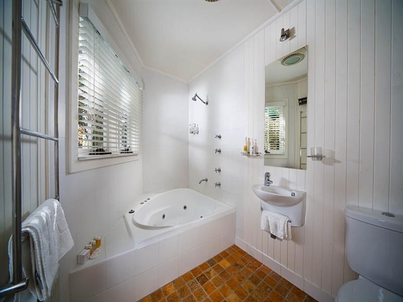 8 Brentwood Avenue, Blackheath NSW 2785