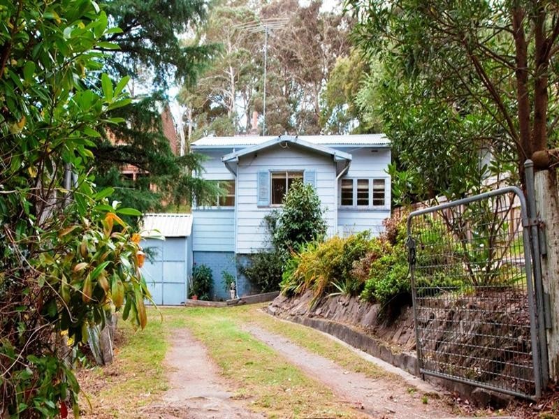 32 Kubya Street, Blackheath NSW 2785