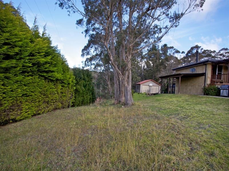 33 Sunbeam Avenue, Blackheath NSW 2785