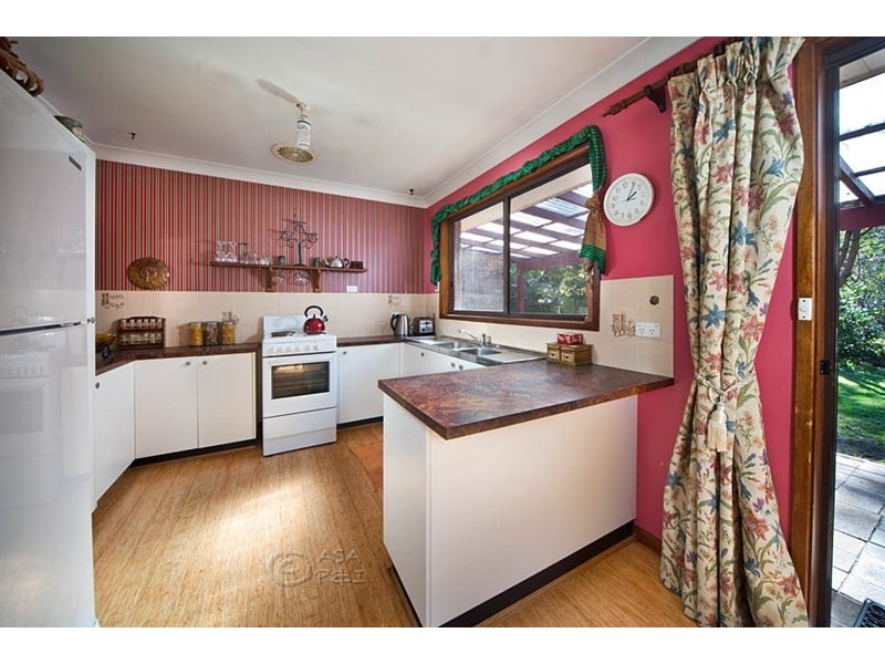 4 Blue Gum Avenue, Medlow Bath NSW 2780