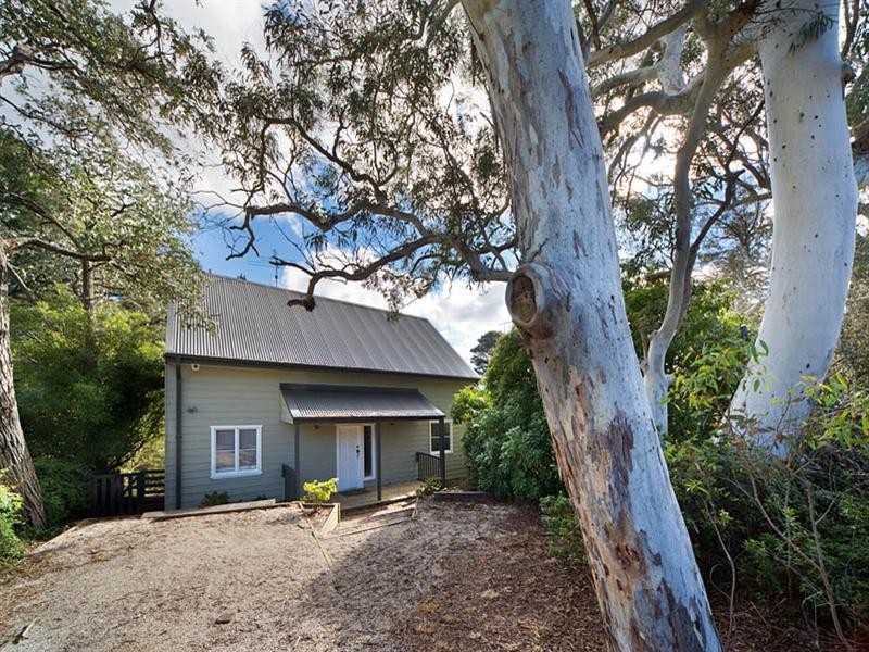 153 Station Street, Blackheath NSW 2785