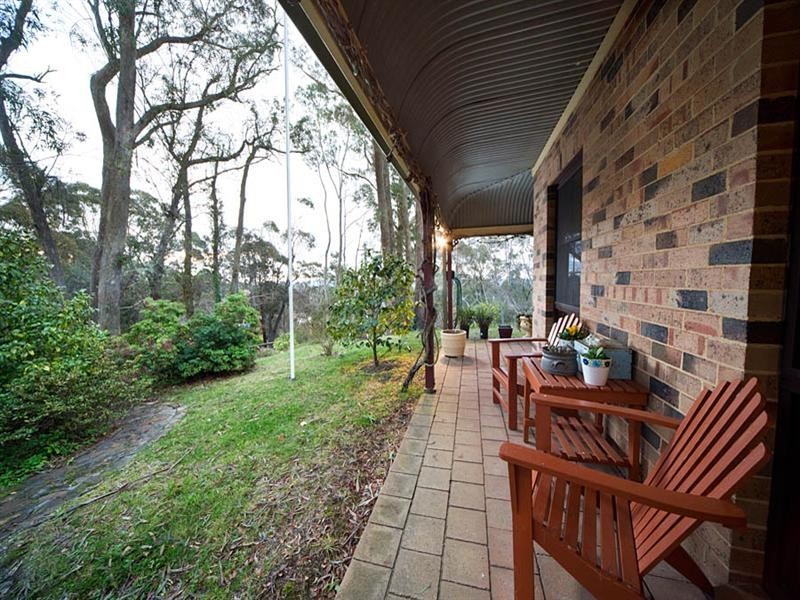 2 Sylvania Street, Mount Victoria NSW 2786