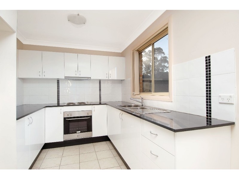 8/57-59 Doonside Crescent, Doonside NSW 2767