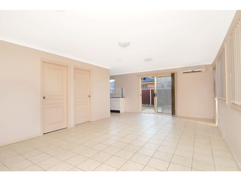 8/57-59 Doonside Crescent, Doonside NSW 2767