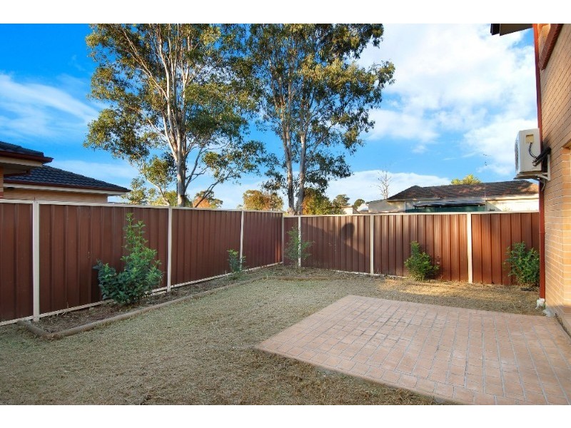 8/57-59 Doonside Crescent, Doonside NSW 2767