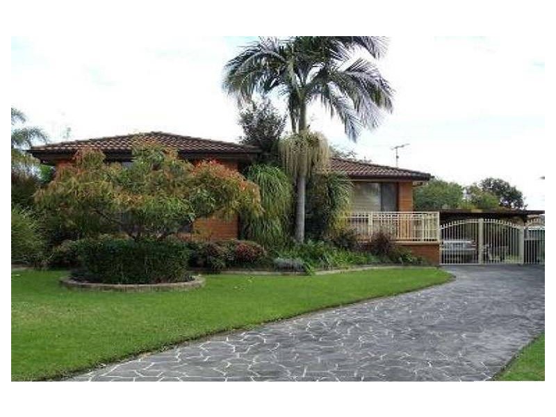 3 Hay Close Street, St Clair NSW 2759