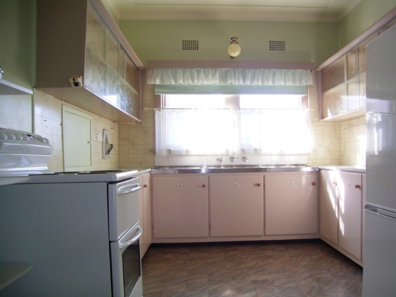 80 Lucas Road, Seven Hills NSW 2147