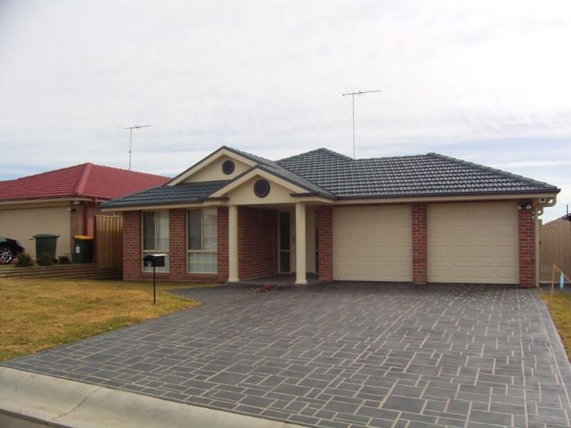 37 Paperbark Drive, Woodcroft NSW 2767