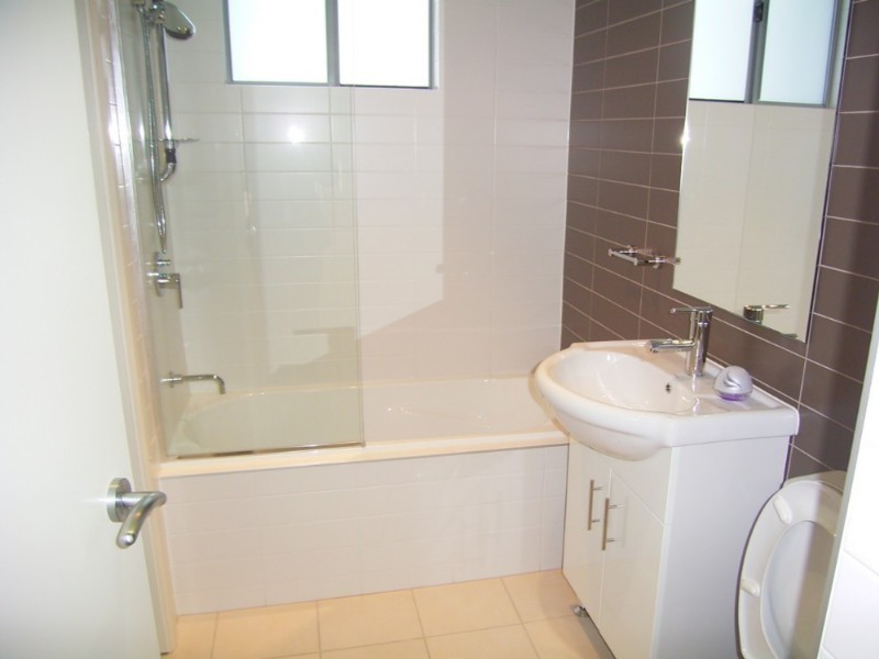 2/28 Patrick Street, Blacktown NSW 2148