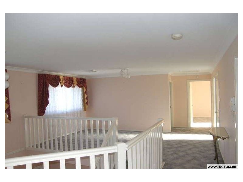 19 Lakewood Drive, Woodcroft NSW 2767