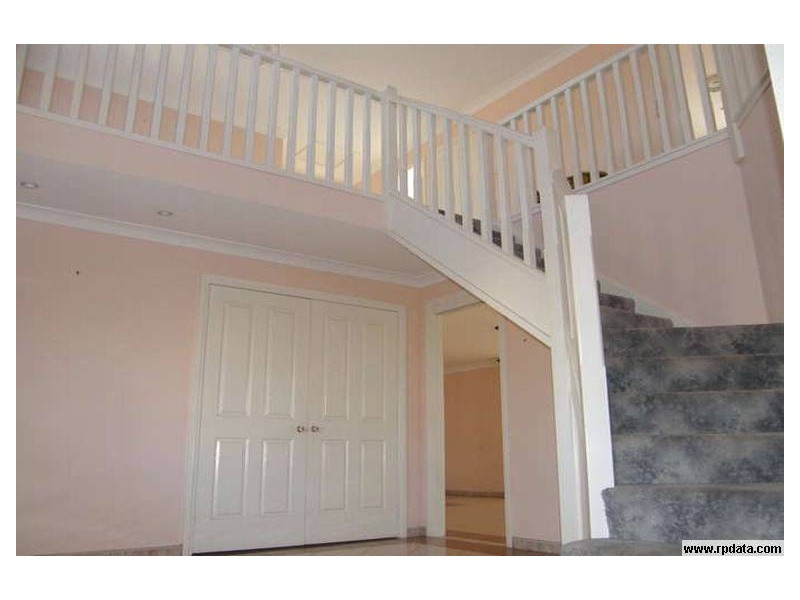 19 Lakewood Drive, Woodcroft NSW 2767