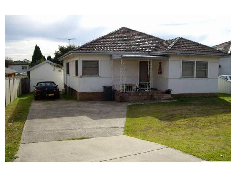 14 Pendle Way, Pendle Hill NSW 2145