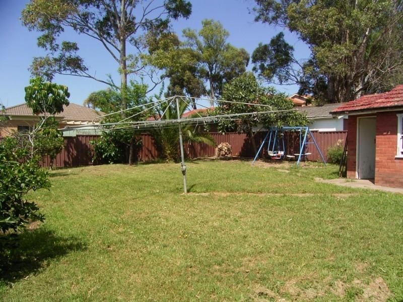 8 Marion Street, Blacktown NSW 2148