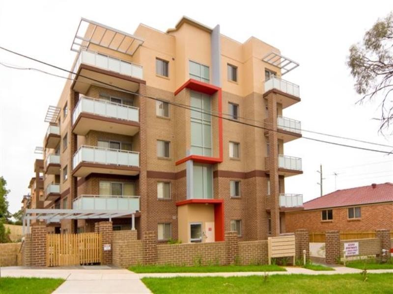 25/3-5 Bruce Street, Blacktown NSW 2148